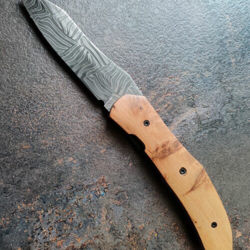 modèle Atrébate, pliant liner-lock, lame damas